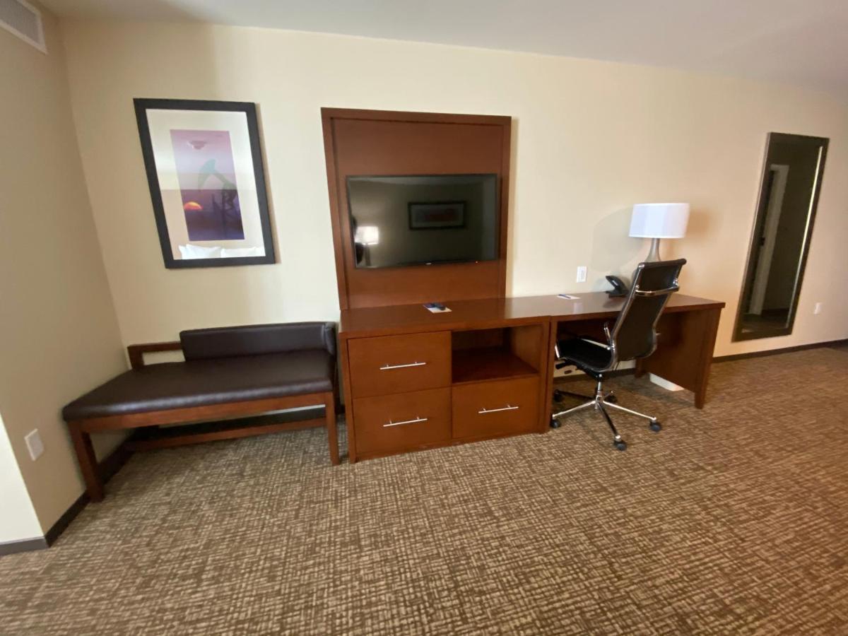 Comfort Suites Midland West المظهر الخارجي الصورة